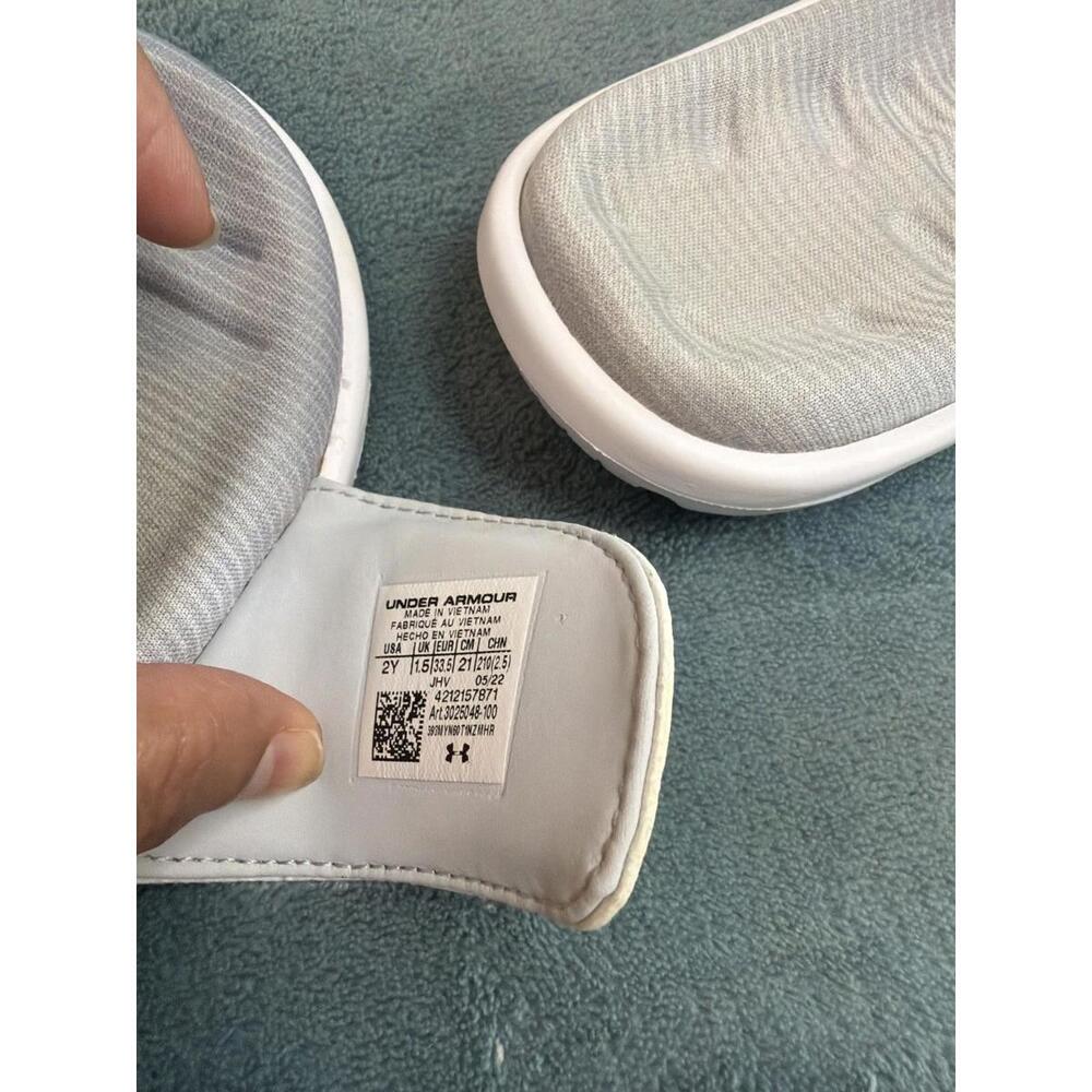 Under Armour Kids Slides Sandals White Gray Size 2Y Youth